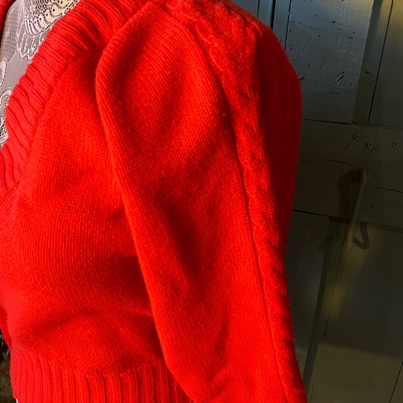 Gorgeous Bright Red Thick Knit V Neck Vintage Sweater - Picture 6 of 8